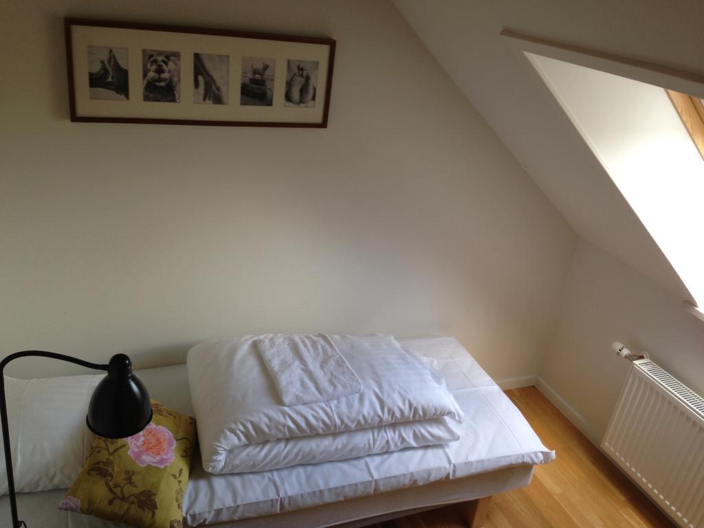 Kirke Saby Forsamlingshus Motel Kamer foto